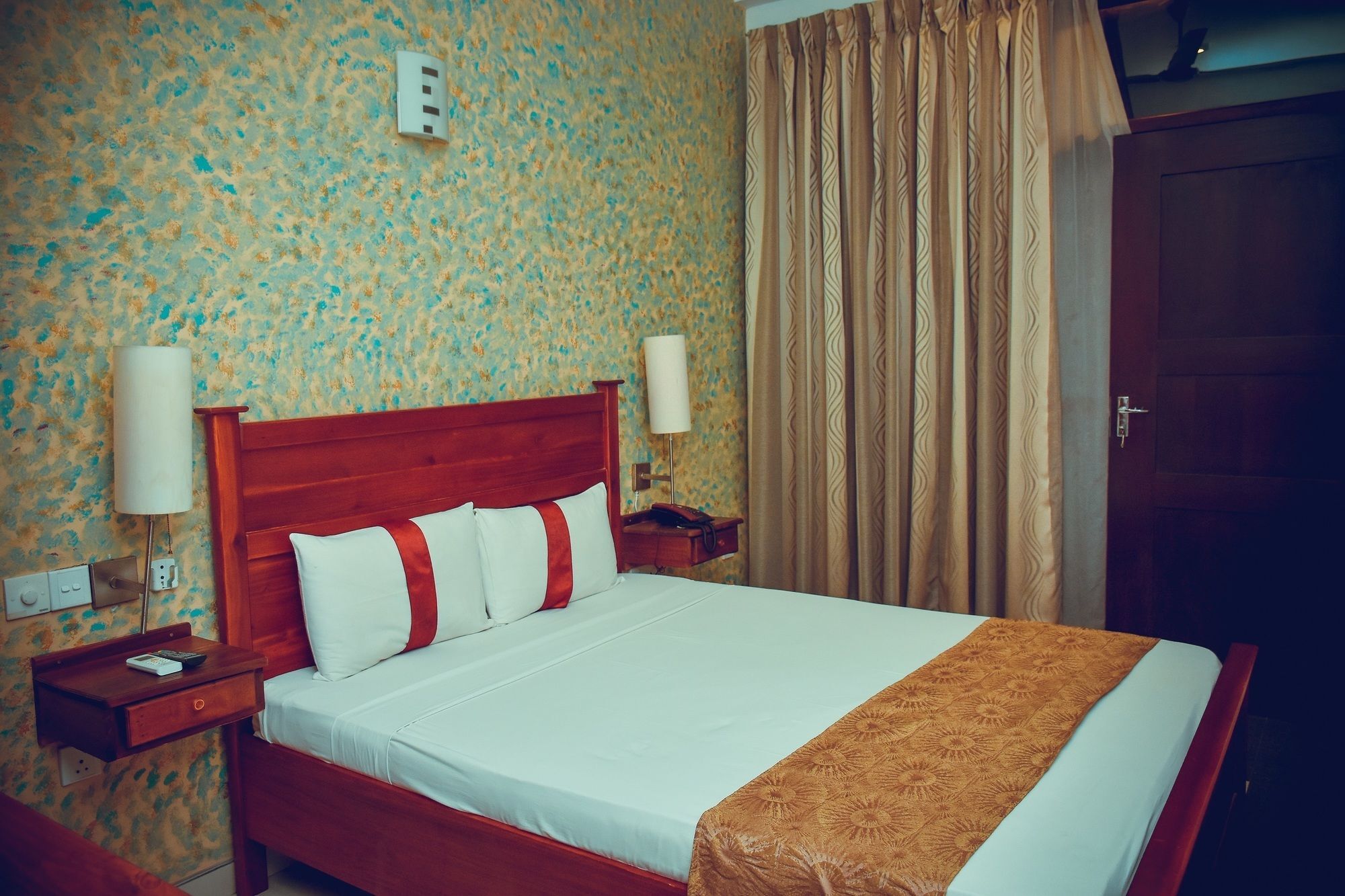 Zendara Hotel Негомбо Екстер'єр фото